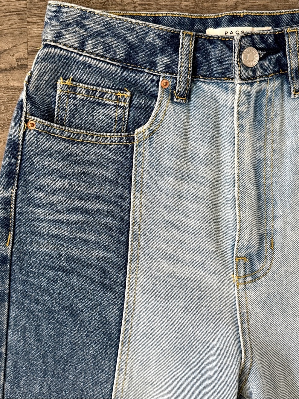 PacSun Two Tone 90s Boyfriend Straight Jeans Colorblock NWT 26 - Picture 4 of 12